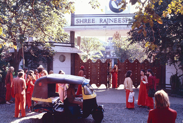 Entrata all'Osho Resort del 1978